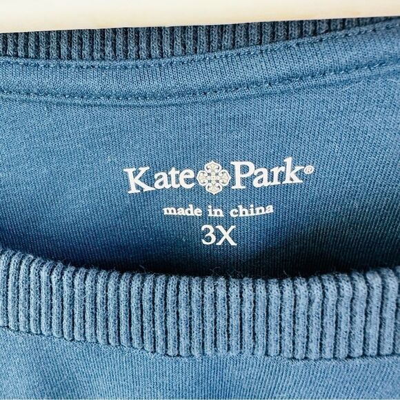 Kate Park Navy Embroidered Sweatshirt Size 3X - Picture 3 of 5